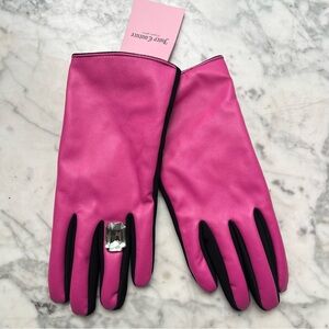 NWT Juicy Couture Faux Leather Pink Gloves